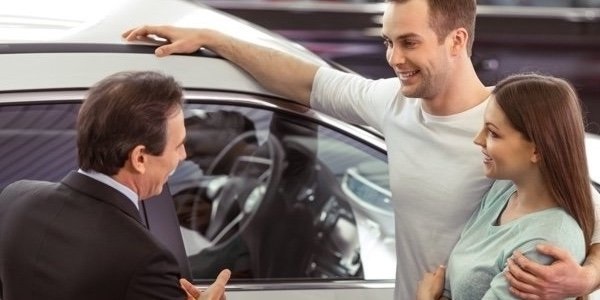 5 Great Reasons To Buy Your Next Car From A Dealer