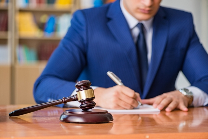 When Should You Avail The Services Of A Personal Injury Lawyer?