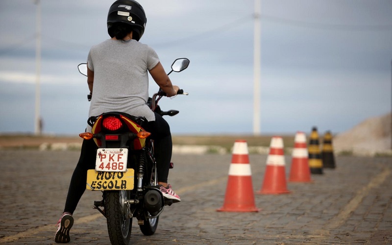 How to get a bike driving license in Dubai?